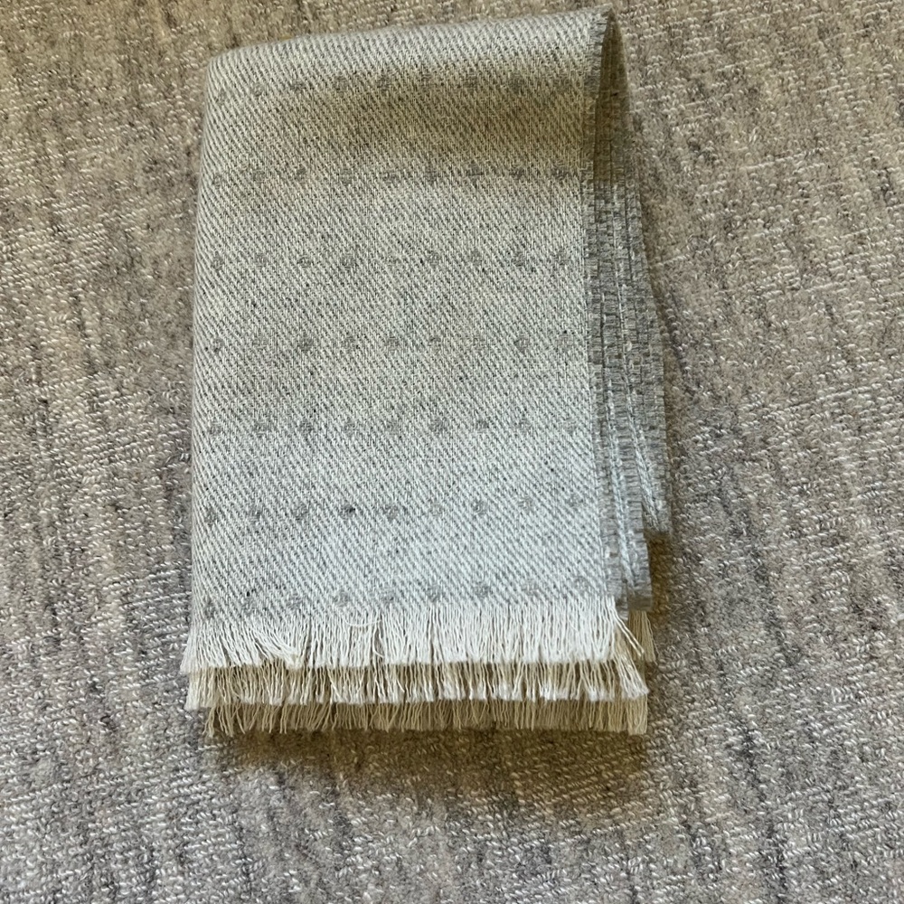 Elegant Gray Fringed Scarf